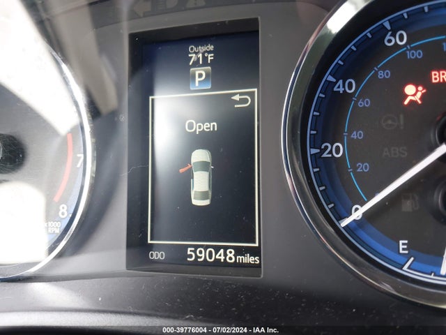 Toyota COROLLA SE 2017 5YFBURHE1HP729983 Image 15