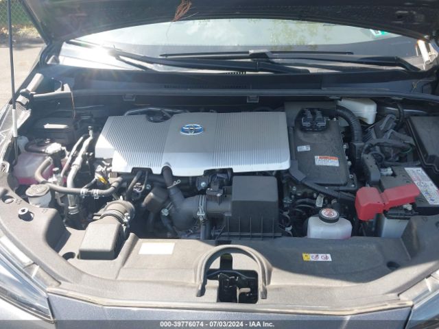 JTDL9MFUXN3039527 Toyota Prius Le Awd-e