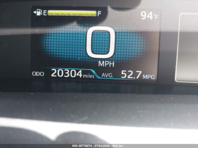JTDL9MFUXN3039527 Toyota Prius Le Awd-e