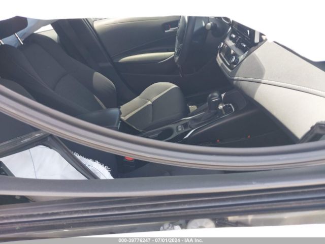 JTND4RBE9L3089729 Toyota COROLLA SE