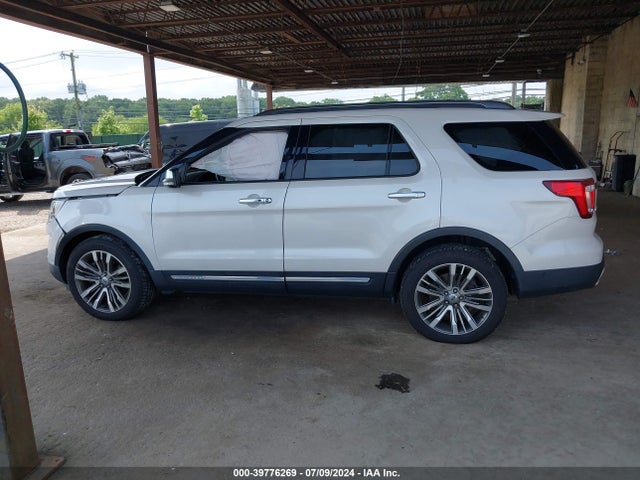 Ford Explorer Platinum 2017 1FM5K8HT2HGD19184 Image 14