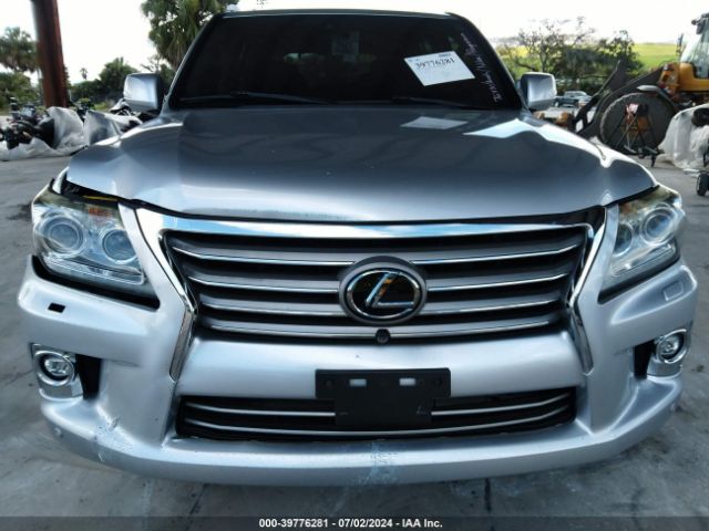 JTJHY7AX8F4177684 Lexus LX 570