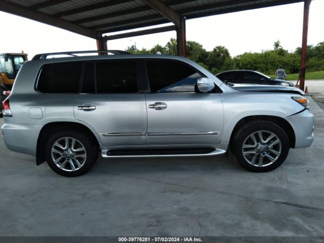 JTJHY7AX8F4177684 Lexus LX 570
