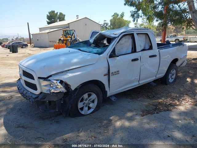 1C6RR6FT1JS211898 RAM 1500 Express Quad Cab 4x2 6'4 Box
