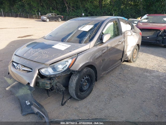 Hyundai ACCENT GLS 2014 KMHCT4AE5EU670791 Image 2