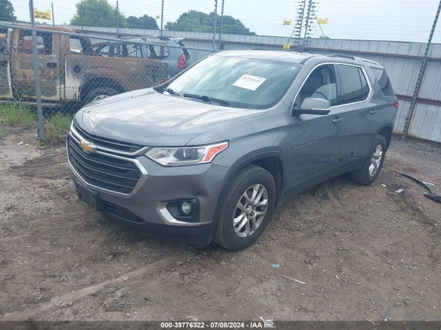 Chevrolet Traverse 1lt 2018 1GNERGKW8JJ130651 Image 2