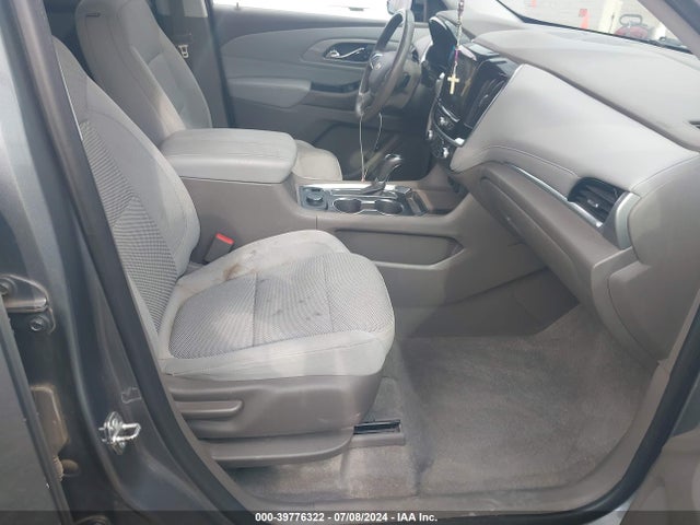 Chevrolet Traverse 1lt 2018 1GNERGKW8JJ130651 Image 5
