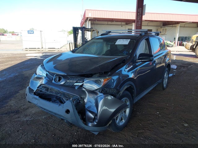 Toyota RAV4 LE 2015 2T3ZFREV1FW130887 Image 2