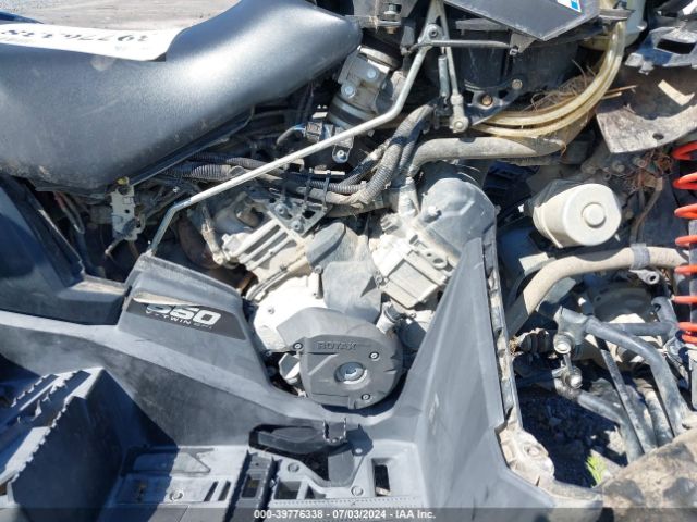 2020 CAN-AM OUTLANDER MAX 3JBLPAJ25LJ000869 Photo 7