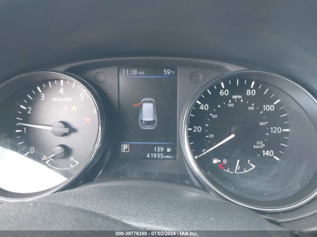 5N1AT2MV3JC768693 Nissan ROGUE SV