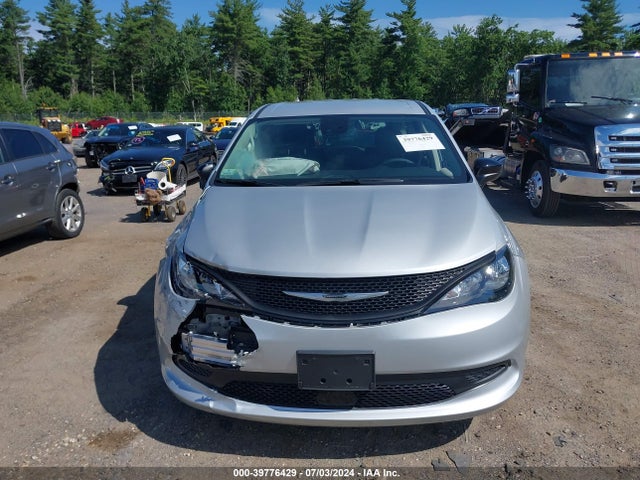2C4RC1CG4RR152895 Chrysler 2024