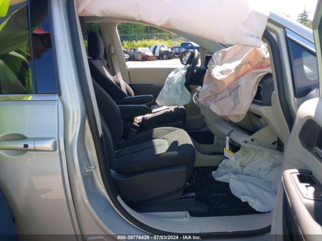 2024 CHRYSLER VOYAGER 2C4RC1CG4RR152895 Photo 4