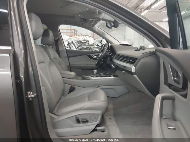 WA1LHBF78JD034097 Audi Q7 2.0t Premium