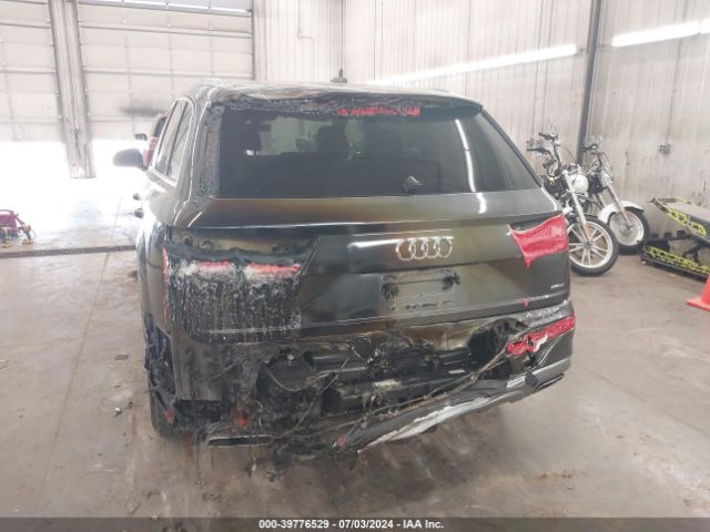 WA1LHBF78JD034097 Audi Q7 2.0t Premium