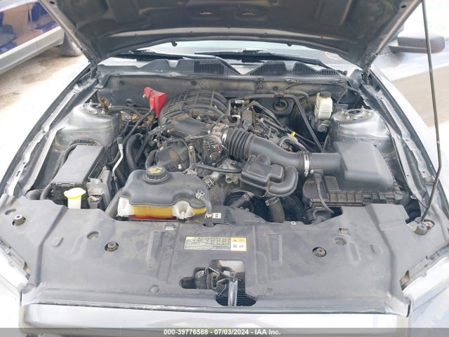 Ford Mustang V6 2014 1ZVBP8AM5E5256100 Image 10