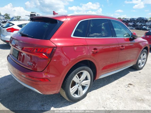 WA1BNAFY0J2156326 Audi Q5 2.0t Premium/2.0t Tech Premium