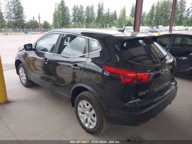 JN1BJ1CP8JW156924 Nissan Rogue Sport S