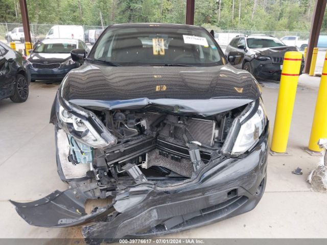 JN1BJ1CP8JW156924 Nissan Rogue Sport S