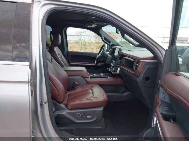 Ford Expedition Limited 2023 1FMJU2A87PEA29268 Image 5