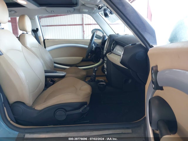 2008 MINI COOPER WMWMF33578TT59765 Photo 4