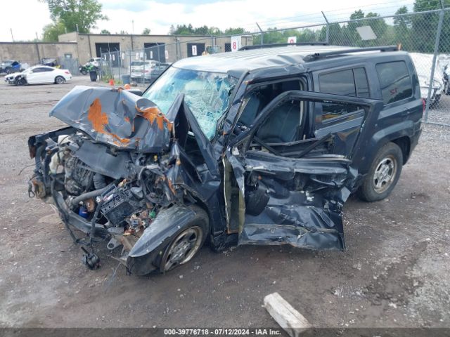 1C4NJRBB8ED924725 Jeep Patriot Sport