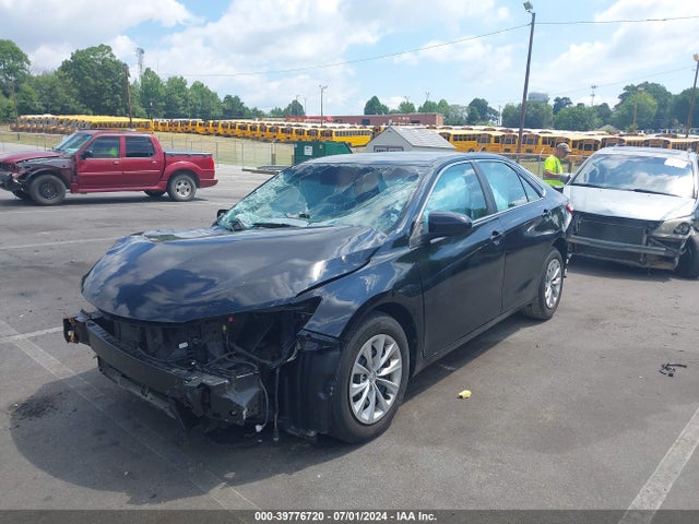 Toyota CAMRY LE 2015 4T4BF1FK7FR479669 Image 2