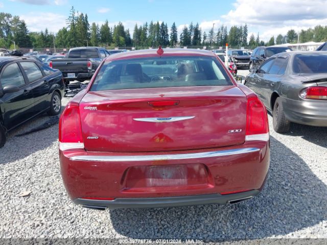 2C3CCAKG1JH268979 Chrysler 300 Limited Awd
