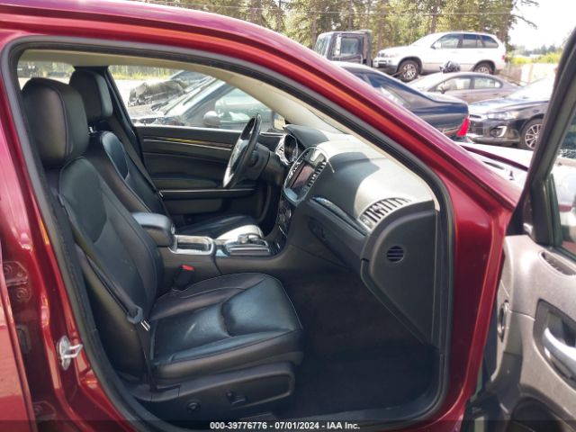 2C3CCAKG1JH268979 Chrysler 300 Limited Awd