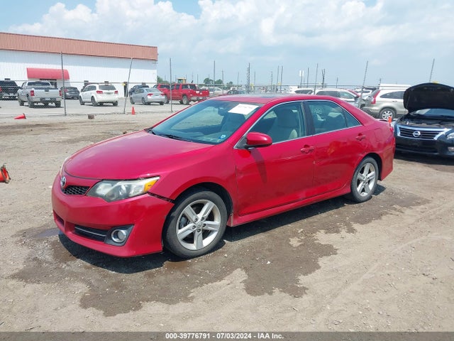 Toyota CAMRY SE 2014 4T1BF1FK6EU813991 Image 2