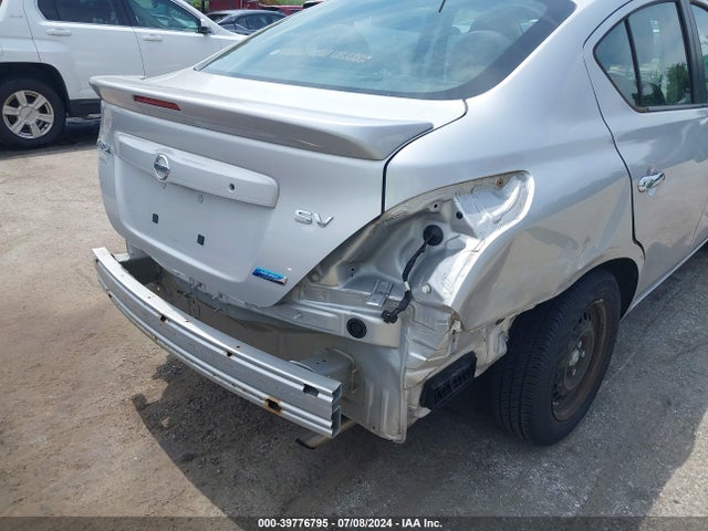 Nissan Versa 1.6 Sv 2015 3N1CN7AP1FL952104 Image 18