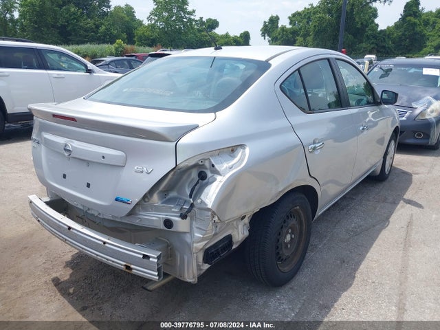 Nissan Versa 1.6 Sv 2015 3N1CN7AP1FL952104 Image 4