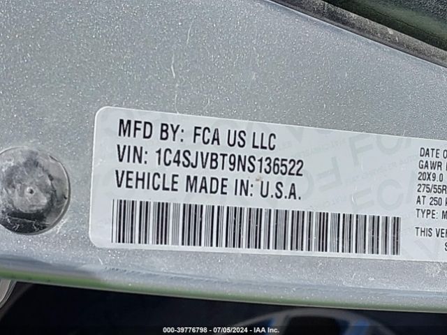 1C4SJVBT9NS136522 Jeep Wagoneer Series Ii 4x4