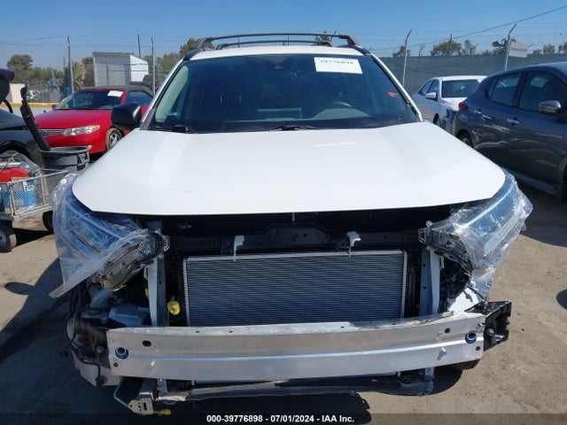 Toyota RAV4 LE 2019 JTMH1RFV3KD509311 Image 13