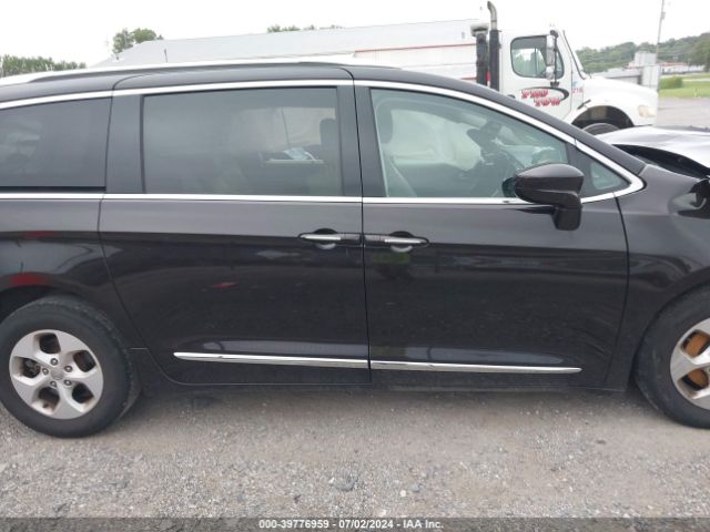 2C4RC1EG6HR703680 Chrysler Pacifica Touring-l Plus