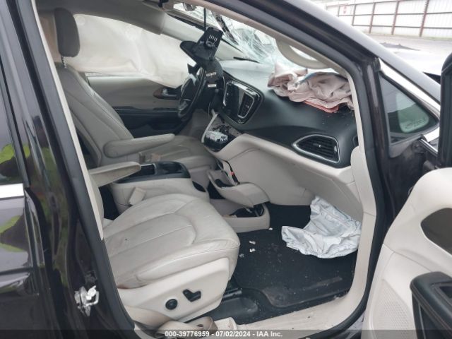 2C4RC1EG6HR703680 Chrysler Pacifica Touring-l Plus