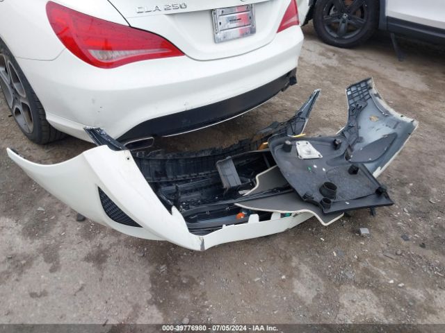 WDDSJ4GB3EN119939 Mercedes-Benz CLA 250 4MATIC