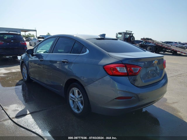 Chevrolet Cruze Lt Auto 2018 1G1BE5SM4J7133501 Image 3