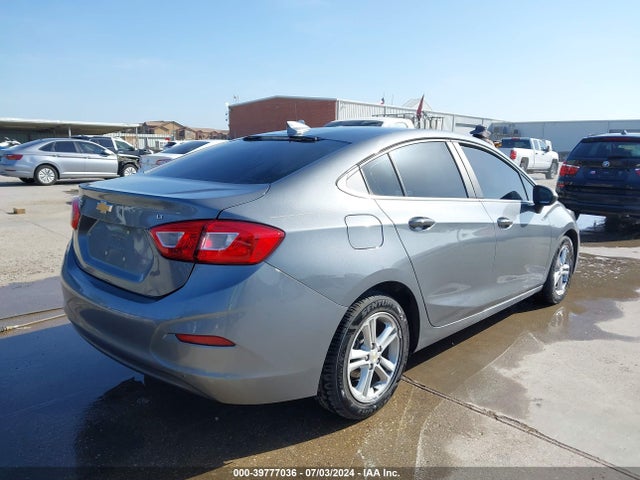 Chevrolet Cruze Lt Auto 2018 1G1BE5SM4J7133501 Image 4