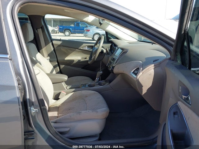 Chevrolet Cruze Lt Auto 2018 1G1BE5SM4J7133501 Image 5