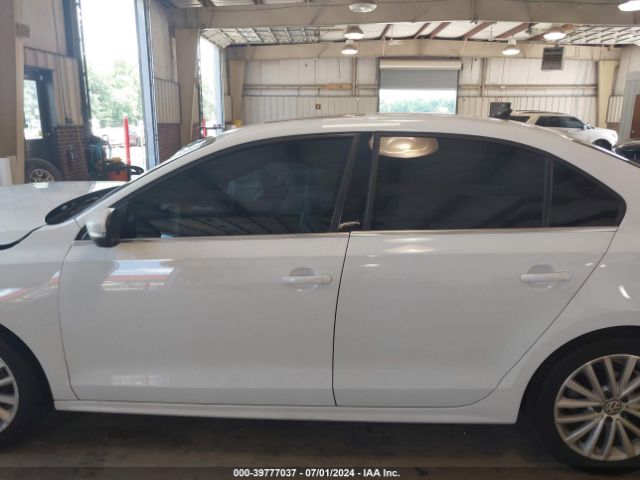 3VWL07AJ9GM227009 Volkswagen Jetta 1.8t Sel