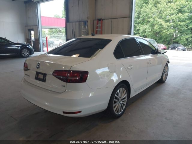 3VWL07AJ9GM227009 Volkswagen Jetta 1.8t Sel