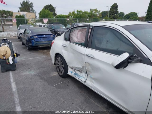 1HGCR2F52EA099103 Honda Accord Sport