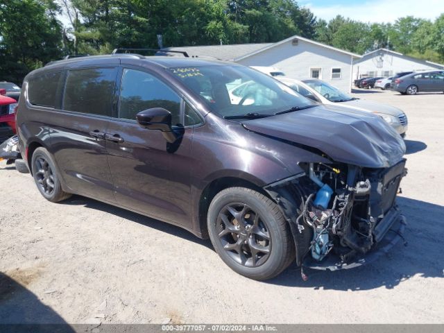 2C4RC1EG9KR570811 auction archive image