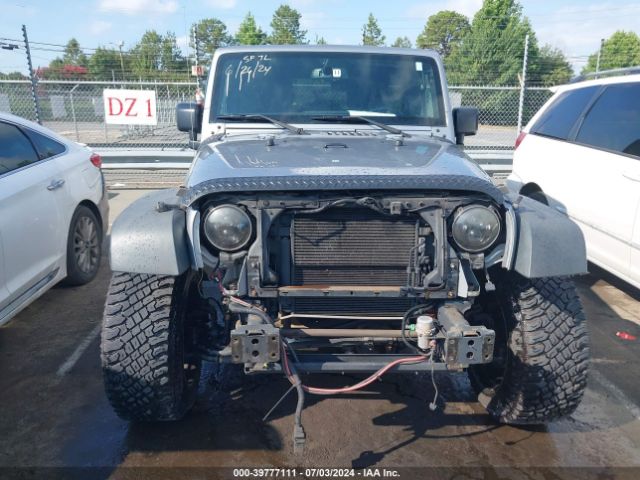 1C4BJWDG3FL638752 Jeep Wrangler Unlimited Sport