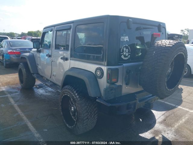 1C4BJWDG3FL638752 Jeep Wrangler Unlimited Sport