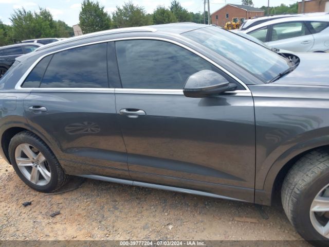 WA1AVAF12KD017593 Audi Q8 55 Premium