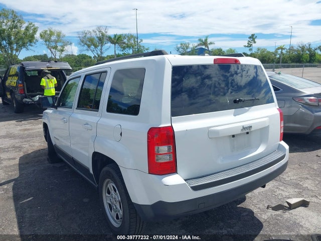 1C4NJPBAXHD148954 Jeep Patriot Sport Fwd