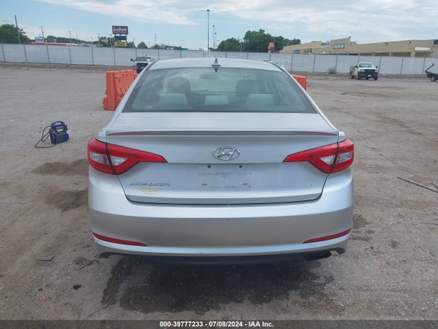 Hyundai Sonata 2017 5NPE24AF1HH442956 Image 16