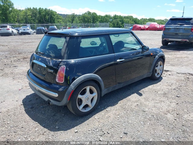 2002 MINI COOPER WMWRC33472TC36659 Photo 3