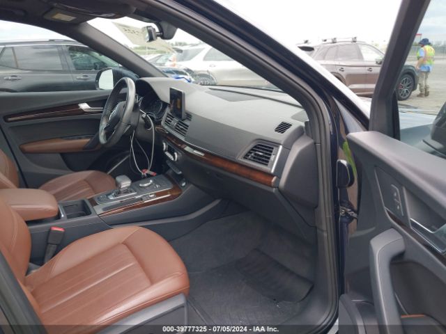 WA1ANAFY7K2047097 Audi Q5 45 Premium